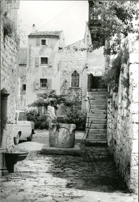 Image description